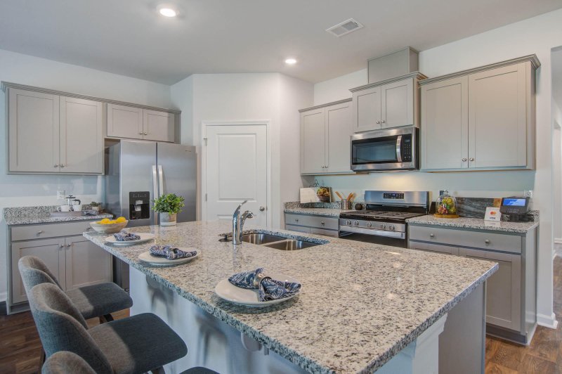 Property image 4 of 340 Willow Run Drive in Cane Bay Plantation, Summerville, SC 29486