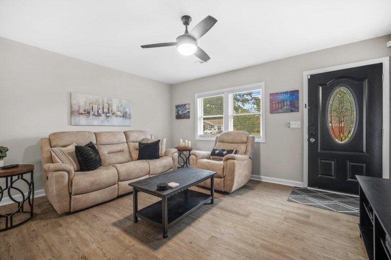 Property image 5 at 212 Gardenia Street, Summerville, SC 29483