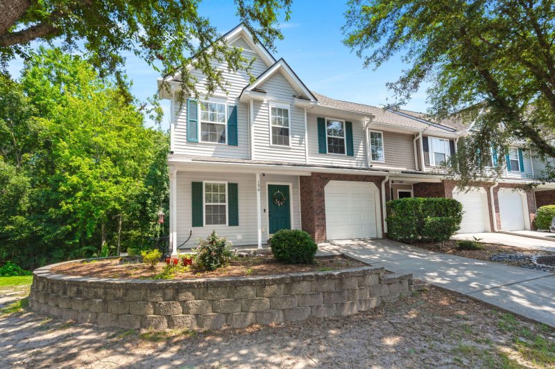 Property image 3 of 190 Darcy Avenue in Persimmon Hill Townhouses, Goose Creek, SC 29445