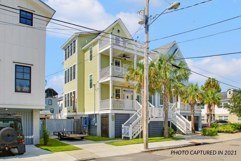 Property image 2 at 39 Aiken Street, Charleston, SC 29403