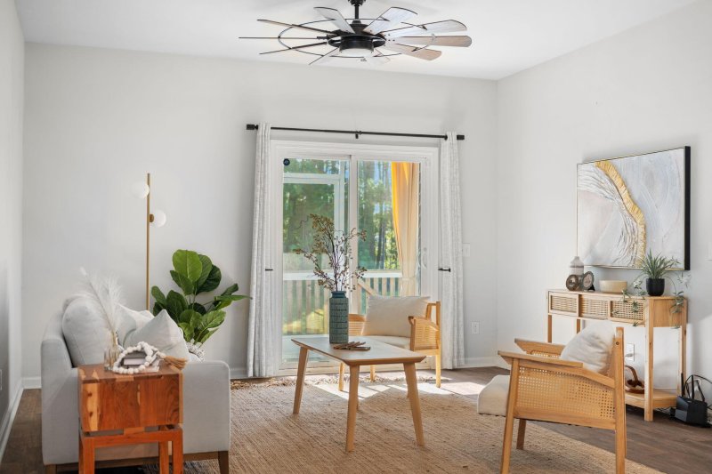 Property image 2 of 131 Sweet Cherry Lane in Shell Pointe at Cobblestone Village, Summerville, SC 29486