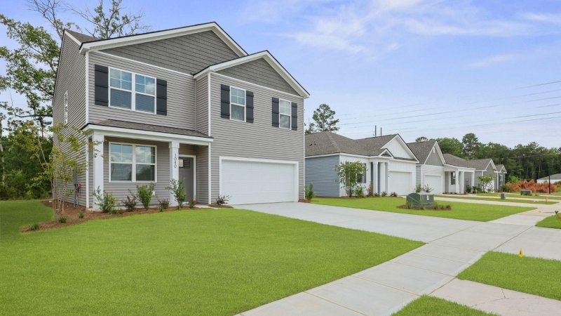 Property image 2 of 1040 Forrest Creek Drive in Pineview North, Summerville, SC 29483