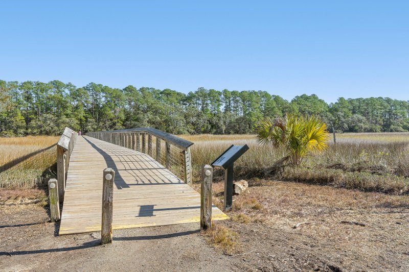 Property image 2 at 1176 Barfield Street, Charleston, SC 29492