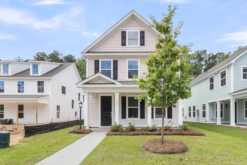 Property image 2 of 123 Cantona Drive in Sweetgrass Station, Summerville, SC 29483