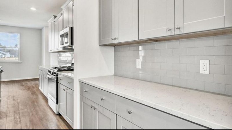 Property image 4 of 1087 Fitzgerald Court in Summers Corner, Summerville, SC 29485