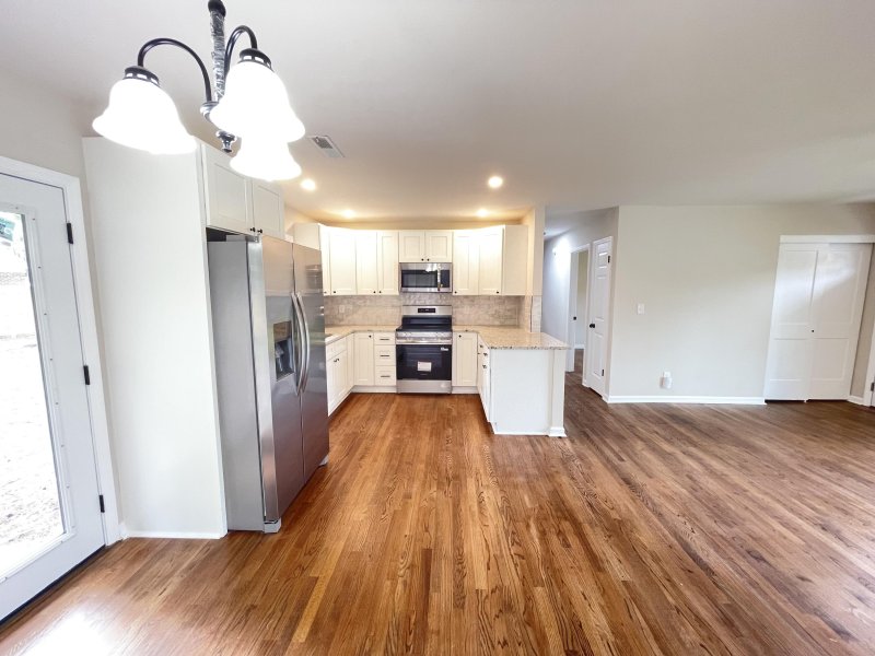 Property image 5 of 1847 Mepkin Road in West Ashley Plantation, Charleston, SC 29407