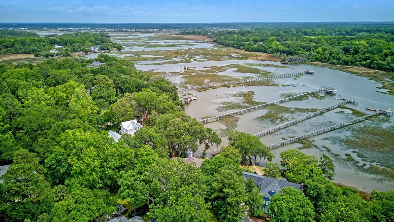 Property image 2 at 392 Tombee Court, Mount Pleasant, SC 29464