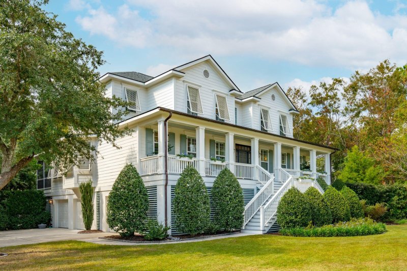 Property image 3 at 3031 Intracoastal View Drive, Mount Pleasant, SC 29466