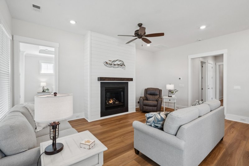 Property image 2 of 422 Evening Glow Lane in Cane Bay Plantation, Summerville, SC 29486