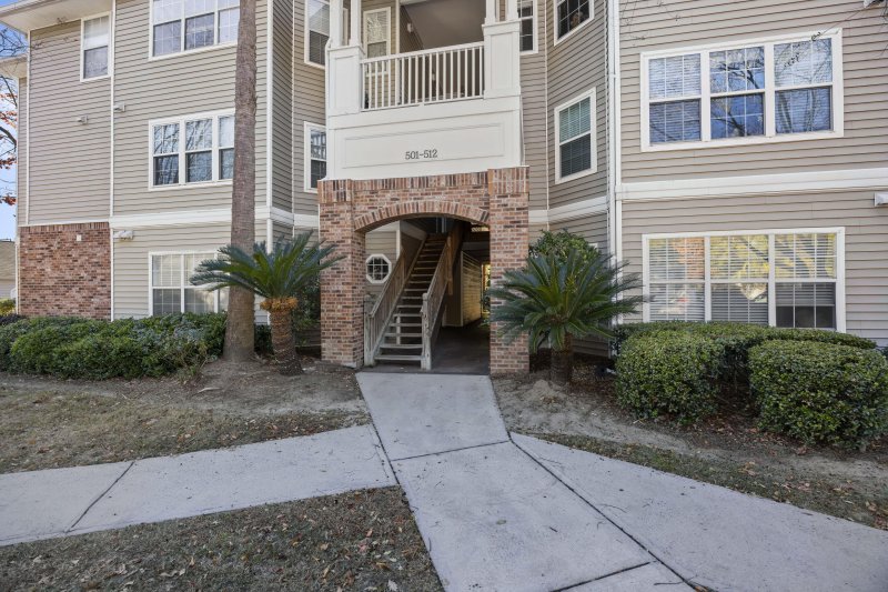 Midland Terrace, Summerville community