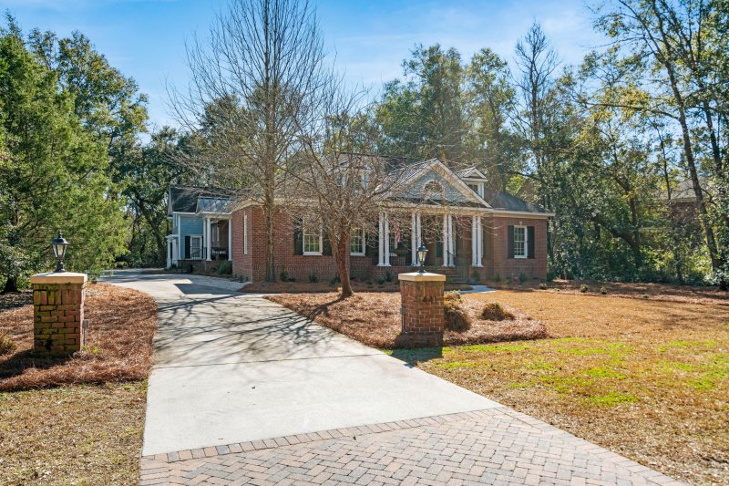 Property image 2 at 441 Elfes Field Lane, Charleston, SC 29492