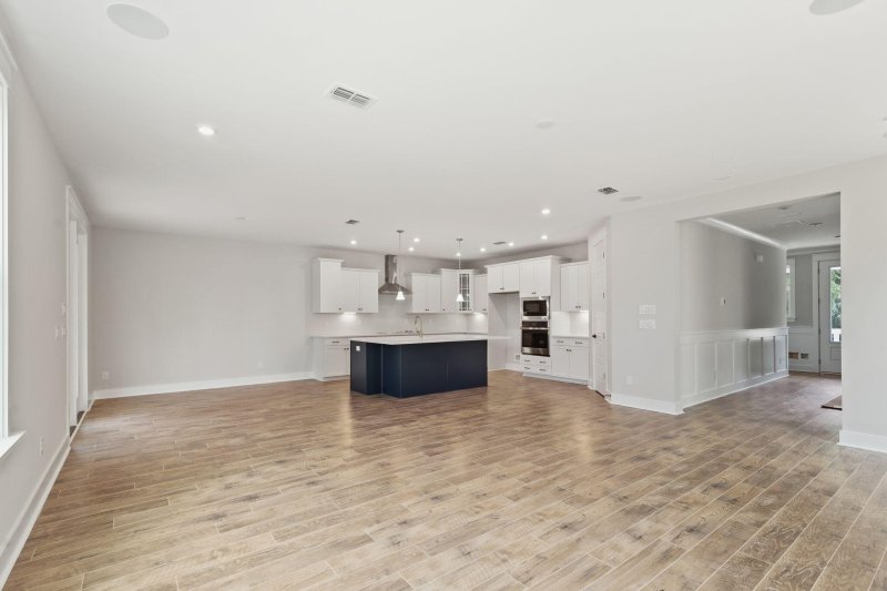 Property image 5 of 1683 Cultivation Lane 460 in Liberty Hill Farm, Mount Pleasant, SC 29466