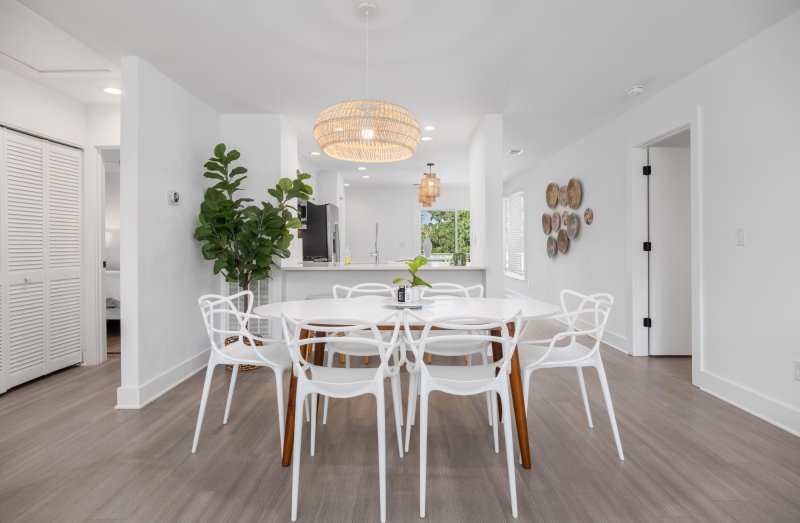 Property image 5 of 6 Ocean Park Court in Beachside, Isle of Palms, SC 29451