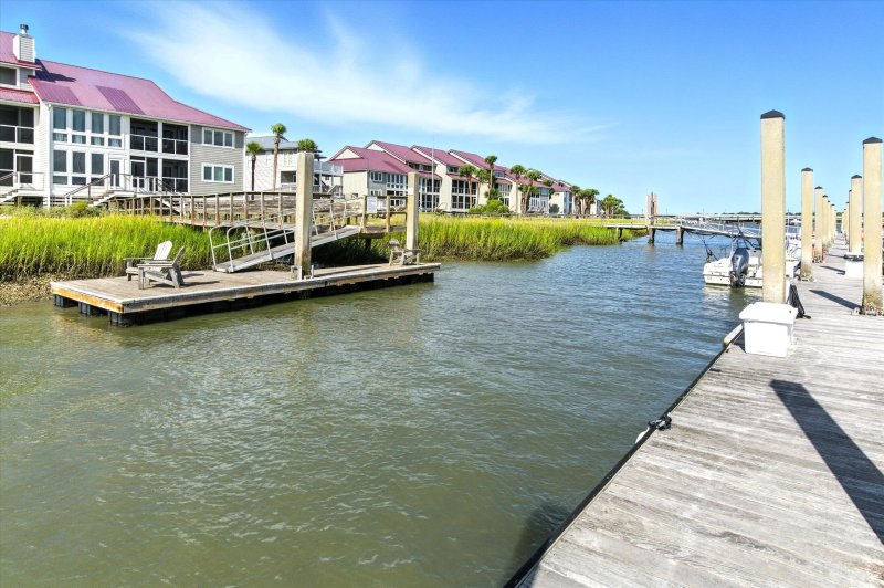 Property image 4 of 2 Mcdonough Road 5 in Mariners Cay, Folly Beach, SC 29439