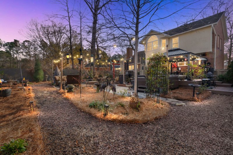 105 Spike Point Court