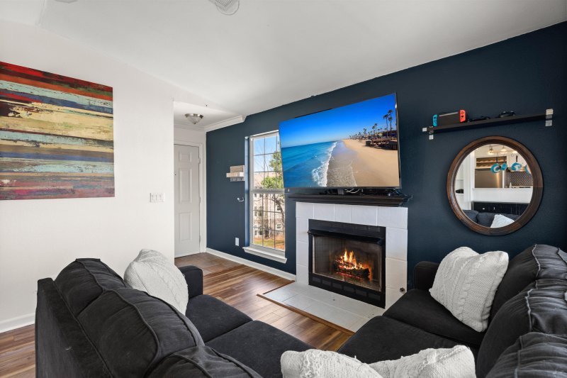 Property image 5 at 700 Daniel Ellis Drive 11301, Charleston, SC 29412