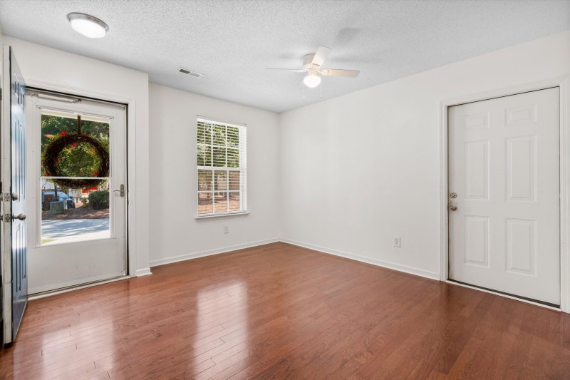 Property image 5 at 7979 Vermont Road, North Charleston, SC 29418