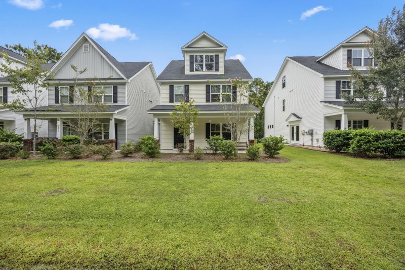 Property image 4 of 8216 S Antler Drive in Baker Plantation, North Charleston, SC 29406