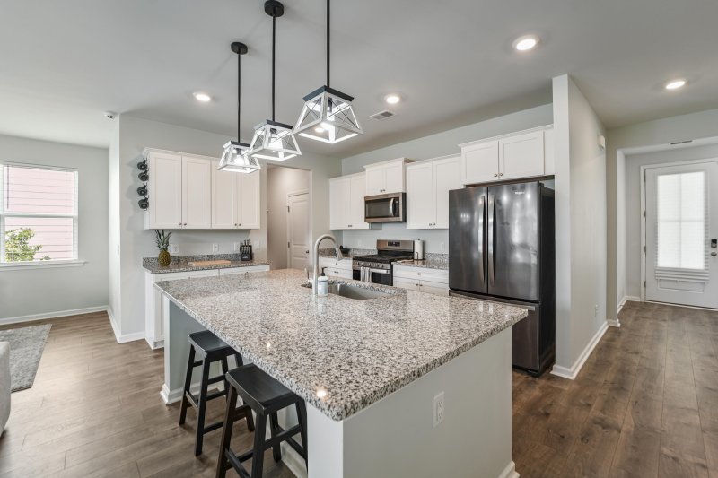 Property image 3 of 160 Granton Edge Lane in Cane Bay Plantation, Summerville, SC 29486