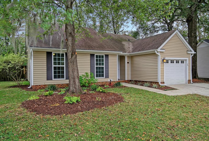 Property image 2 at 210 Hamlet Road, Summerville, SC 29485