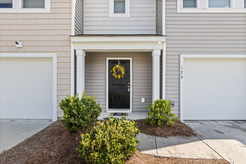 Property image 2 of 126 Gaura Lane in Mallard Crossing, Summerville, SC 29483