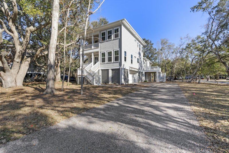 Property image 2 of 1461 Lieben Road Road in Copahee View, Mount Pleasant, SC 29466