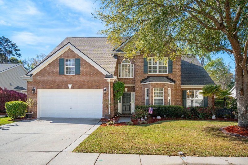 123 Thousand Oaks Court