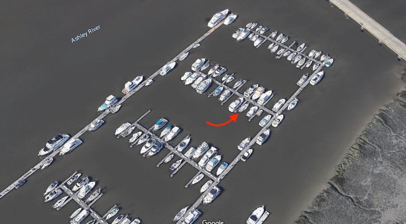 The Harborage at Ashley Marina, Charleston community