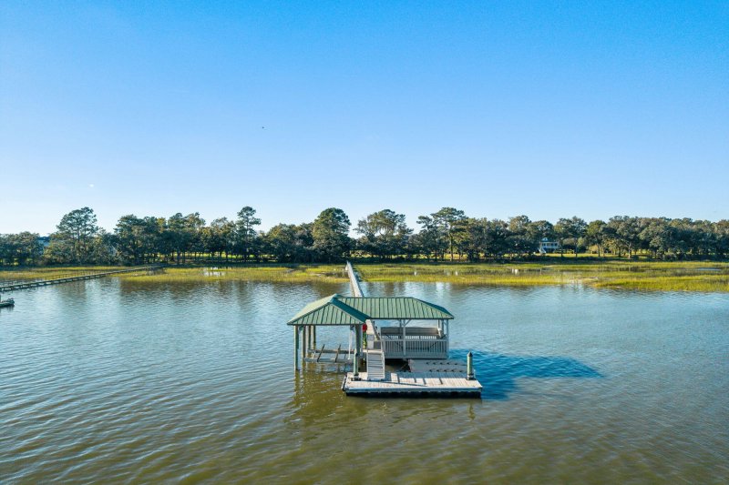 Property image 4 of 2847 Anchor Watch Drive in Anchorage Plantation, Wadmalaw Island, SC 29487