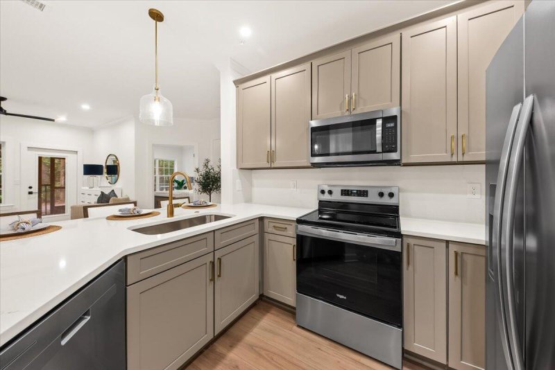 Property image 4 at 1304 Basildon Road, Mount Pleasant, SC 29466