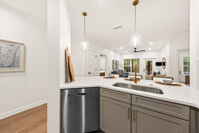 Property image 5 at 1304 Basildon Road, Mount Pleasant, SC 29466