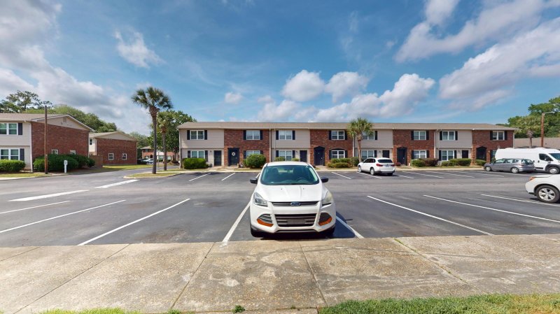 Property image 2 of 415 Parkdale Drive 2f in Carolina Cove, Charleston, SC 29414