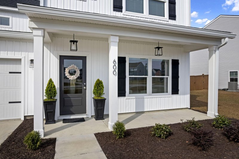 Property image 3 of 600 Cavour Court in Cane Bay Plantation, Summerville, SC 29486