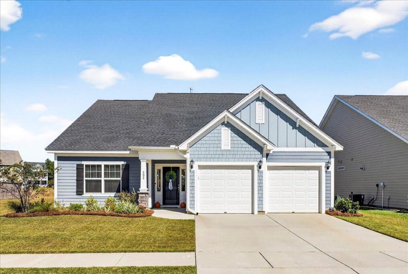 302 Fiddleback Drive