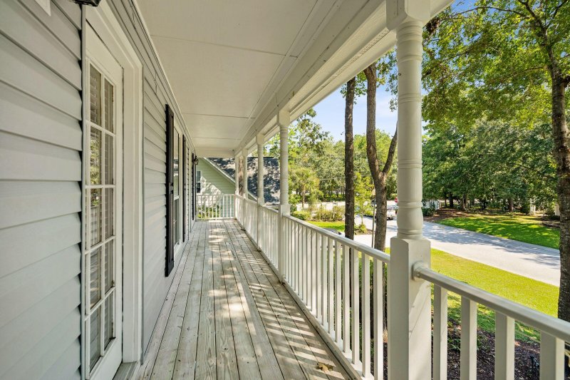 Property image 3 of 102 Old Course Road in Legend Oaks Plantation, Summerville, SC 29485