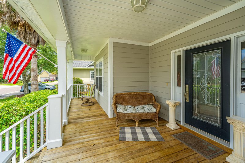 Property image 2 of 1409 Bloomingdale Lane in Park West, Mount Pleasant, SC 29466