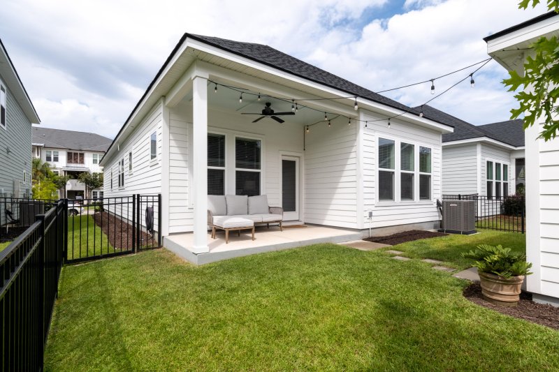 Property image 2 at 843 Hopewell Drive, Charleston, SC 29492