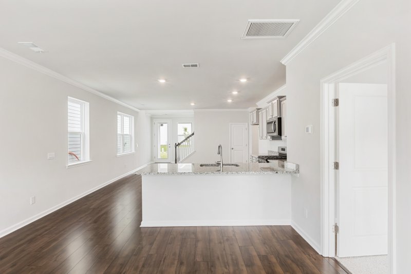 Property image 4 at 440 Oak View Way, Summerville, SC 29483