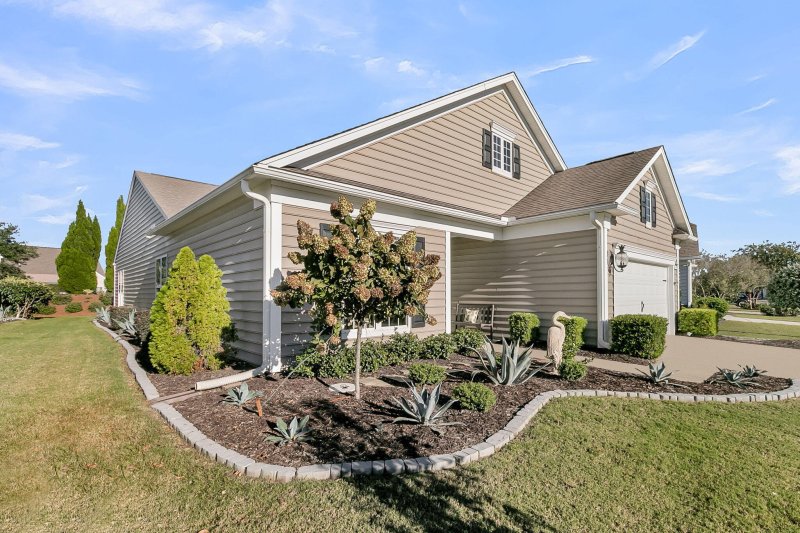 Property image 3 of 548 Tranquil Waters Way in Cane Bay Plantation, Summerville, SC 29486