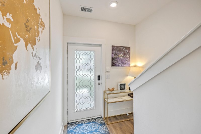 Property image 2 of 1551 Evergreen Street in Ardmore, Charleston, SC 29407