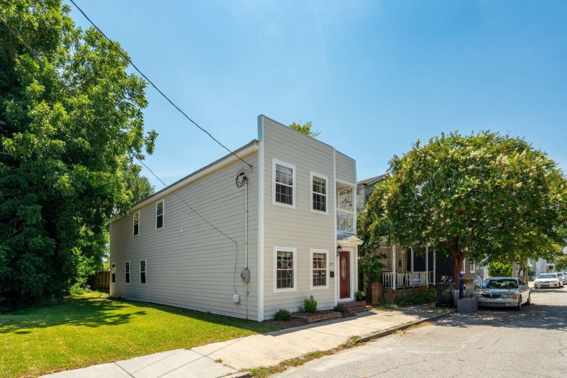 Property image 3 of 177 Romney Street in North Central, Charleston, SC 29403