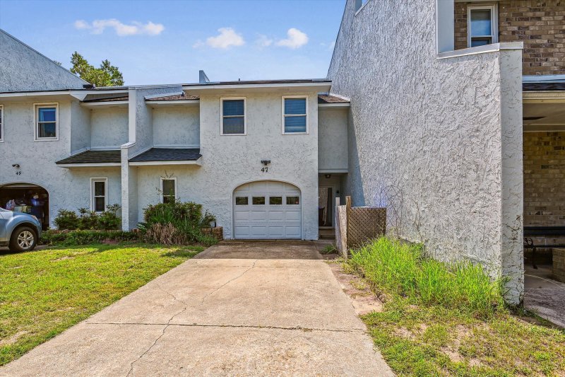 47 Rivers Point Row 3