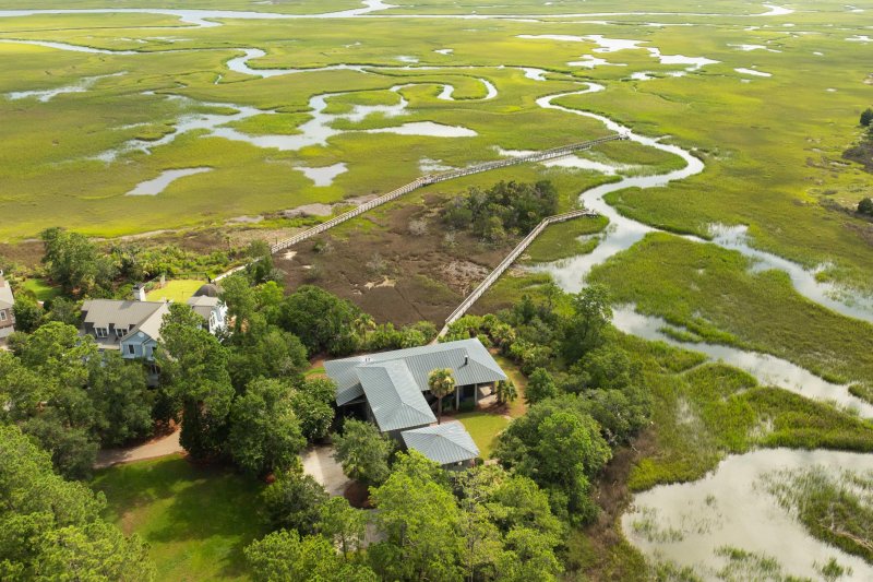 626 Island Walk East