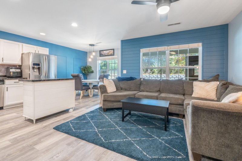 Property image 4 of 103 Taylor Circle in Persimmon Hill Townhouses, Goose Creek, SC 29445