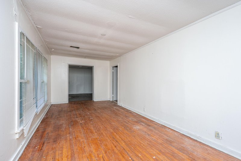 Property image 4 of 1612 Evergreen Street in Ardmore, Charleston, SC 29407
