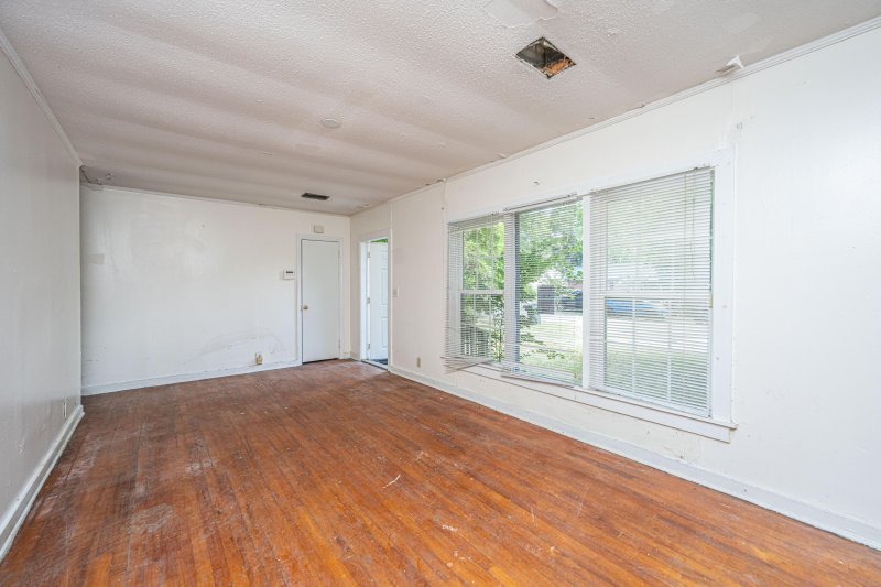 Property image 5 of 1612 Evergreen Street in Ardmore, Charleston, SC 29407