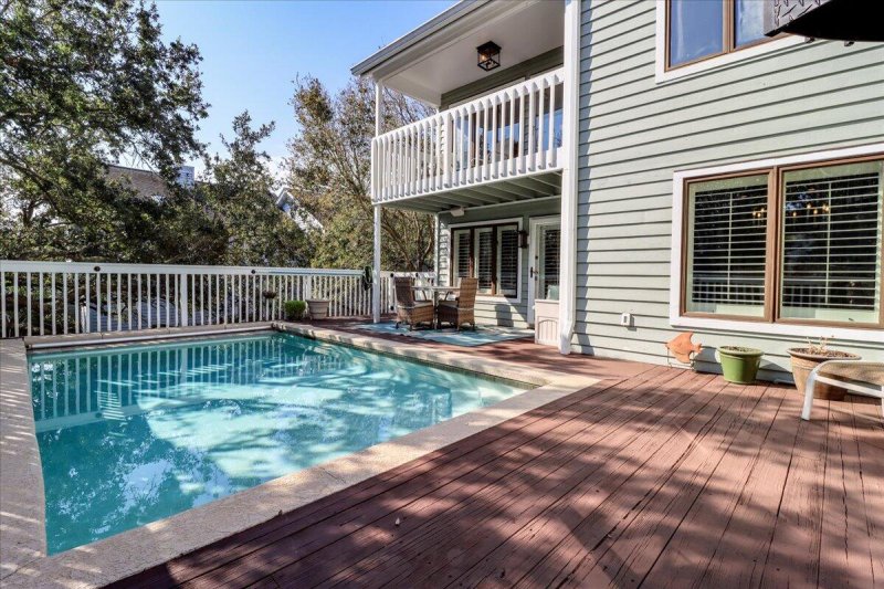 Property image 5 at 8 Fairway Oaks Lane, Isle of Palms, SC 29451