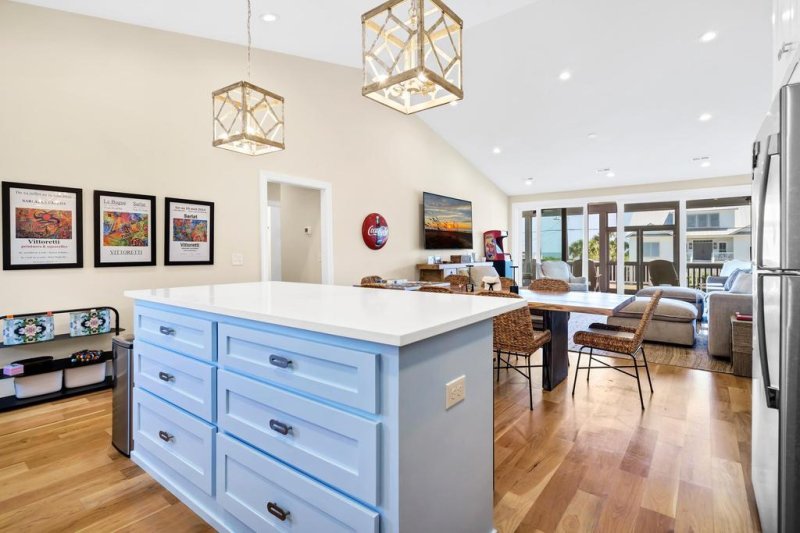 2nd Row, Edisto Island Community