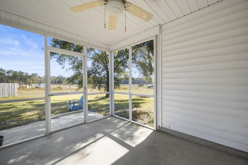 Property image 3 of 310 Meryton Court in Carriage Lane, Summerville, SC 29486
