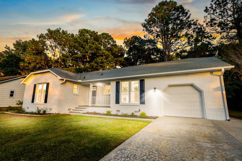 126 Canaberry Circle